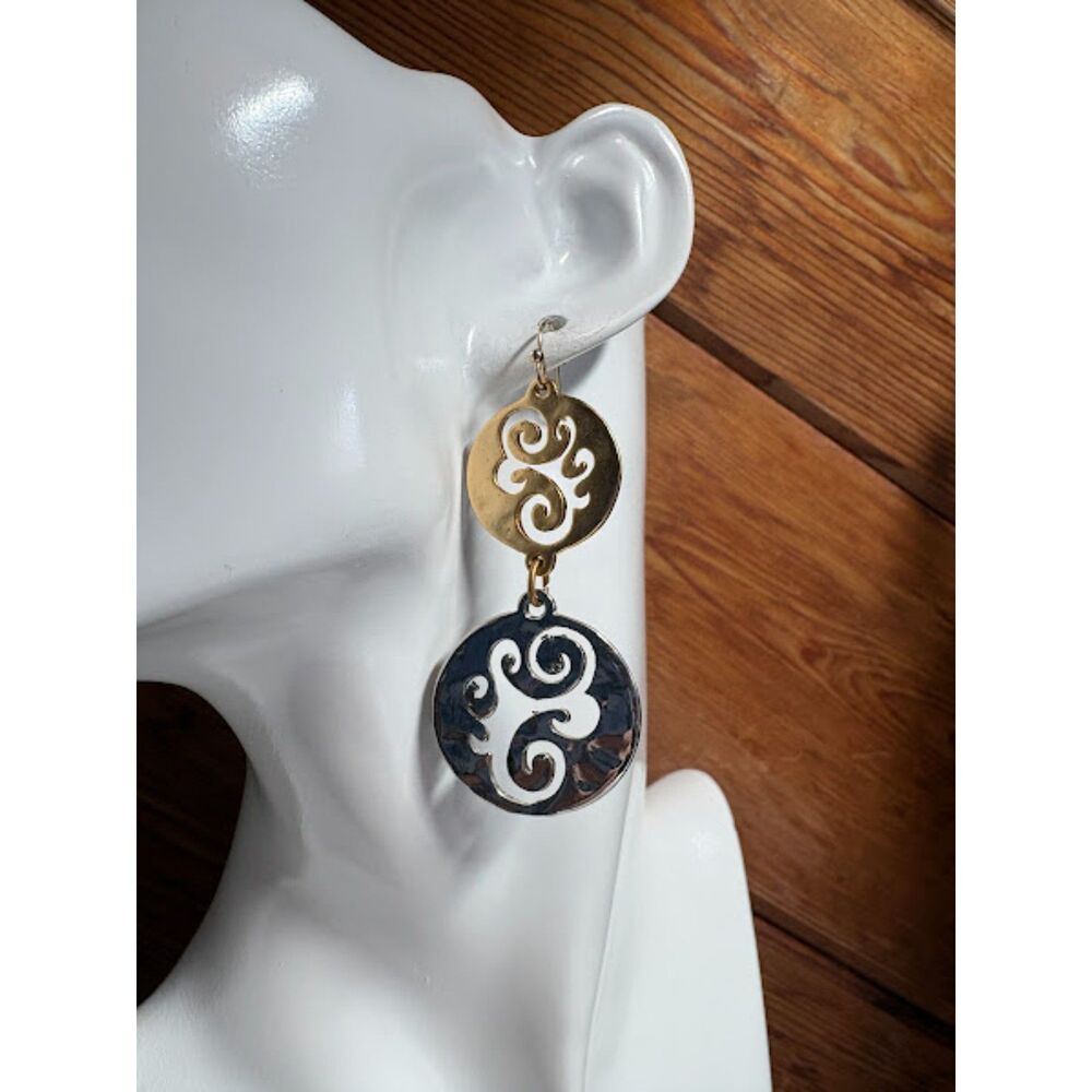 Two-Tiered Hoop Swirl Medallion Cut-Outs